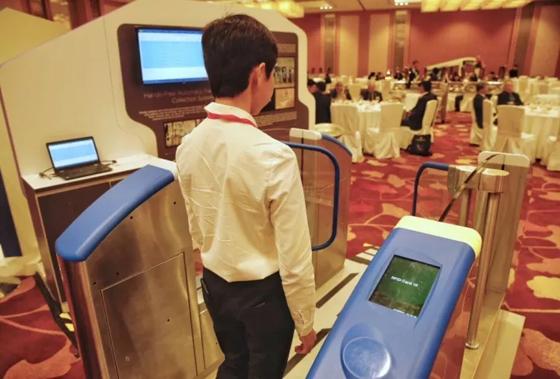 1508316135469871.jpg 2017-10-18未来出入地铁闸门,或不必扫描车资卡 (2).jpg